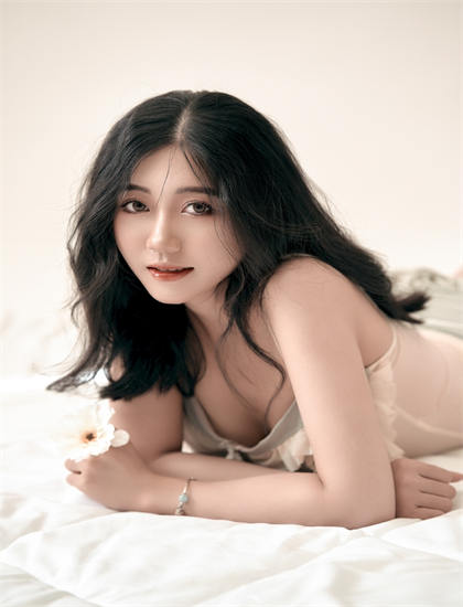 野花视频中文免费观看_游戏福利站_一个人看的WWW免费中文在线